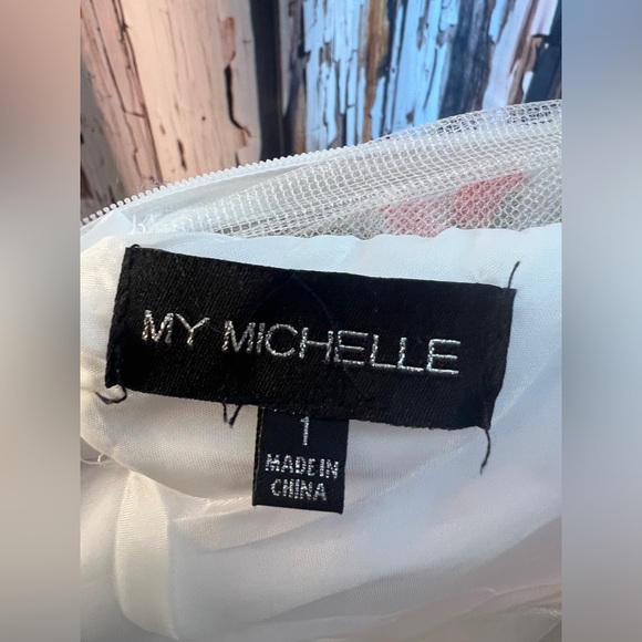 My Michelle White Dress with Floral Details - Picture 5 of 6